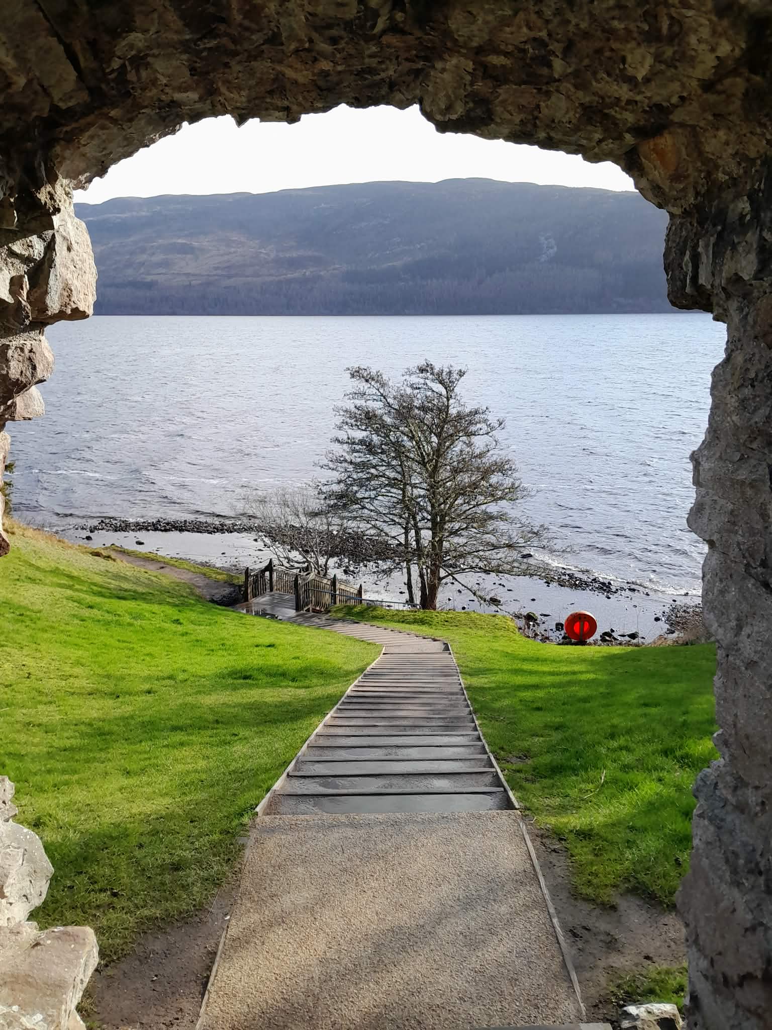 Scotland: memories framed in light of poetry
